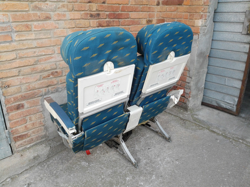 asiento avion chatarra construccion tela metal 2_1u